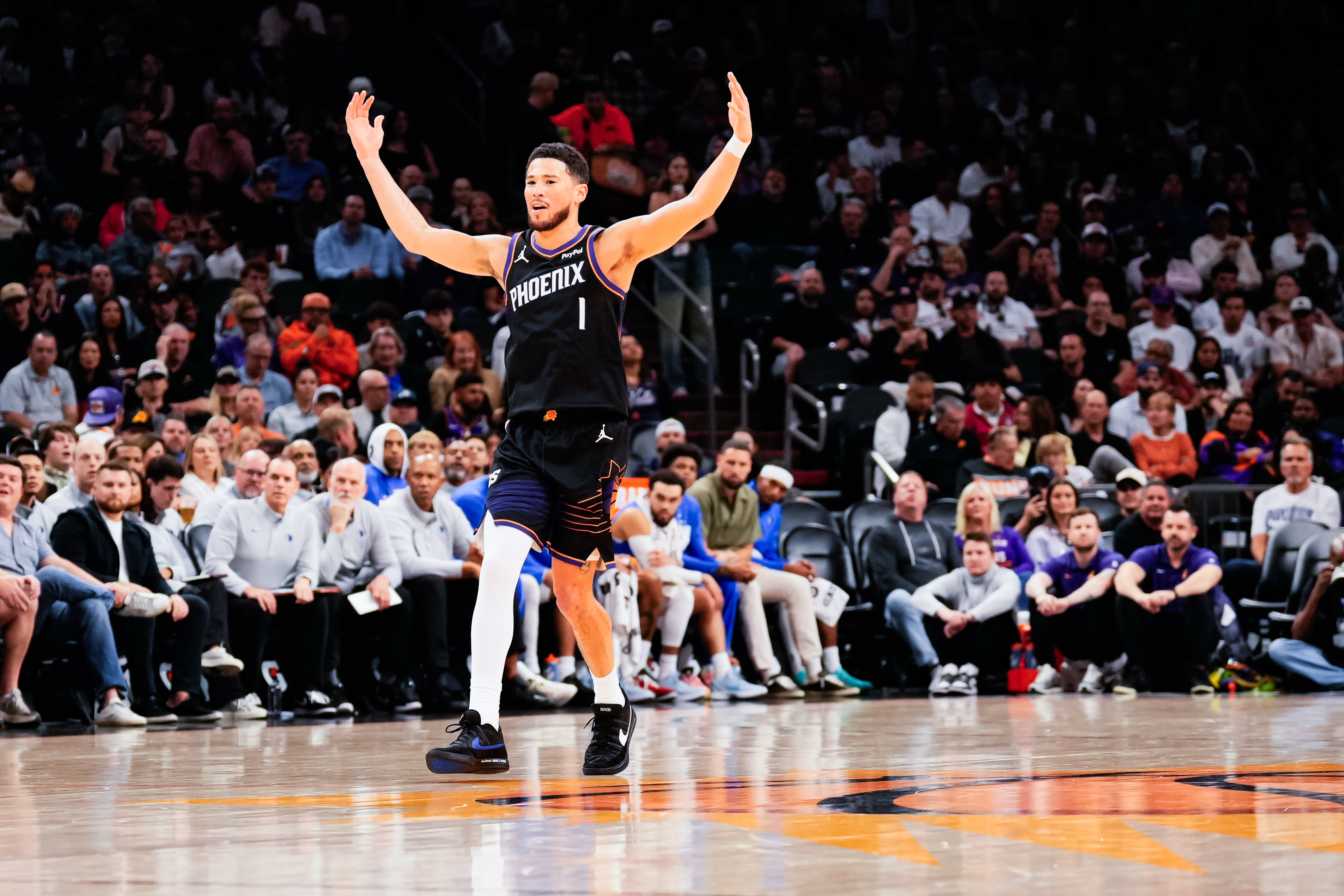 sofascore中文官网-NBA彩经：湖人轻取公牛 雷霆击败绿军 太阳拿下步行者